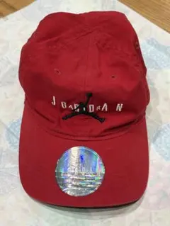 JORDANレッド ジャンプマンロゴ キャップ