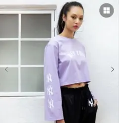 【MLB】 フレアスリーブロゴTシャツ/BACK TO THE FIELD