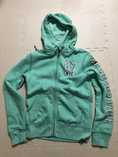 Item thumbnail for item e450a37e-1fac-40c1-beac-fbc78eb1e6c9