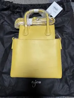 【最終値下げ】未使用ajew イエロー スクエアバッグ　ショルダーバッグ