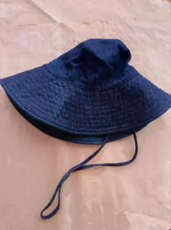 【美品】ユニクロ　アジャスタブルUVカットワイドブリムハット　帽子　ネイビー