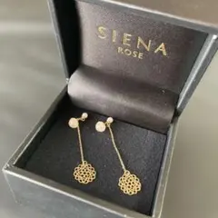 Item thumbnail for item 9a8724fc-c40c-450f-b06f-a9579d0ee435