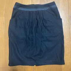 即決500円！美品！ウエスト周りの別布も可愛い！INED イネド ひざ丈スカート