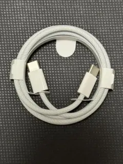 4622 Apple純正品 60W USB-C充電ケーブル（1m） A2795