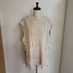 Chico ケーブルニットベスト