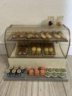 ミニチュア　ぷちサンプル『ショーケース』『やきたてパン屋さん１０点』