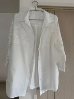 (((大幅値下げ)))レース袖シャツ 白色 Lサイズ