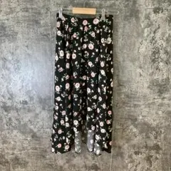 ✨INGNI✨イング♡イレヘムスカート♡フレアスカート♡花柄♡黒(M)