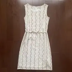 【タイムセール中】Aylesbury ノースリーブワンピース
