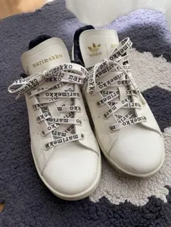マリメッコ アディダス スニーカー 22cm