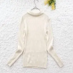 無印良品　洗えるウールタートルネックリブニットセーター　M アイボリー　しんぷる