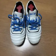 CAPITEN Proサッカーシューズ・スパイク ホワイト/ブルー