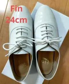 Fin 白　レザーシューズ　24cmのサムネイル