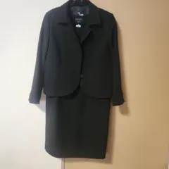 ブラックスーツ ジャケットとワンピースセット