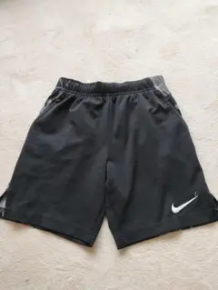 Nike ブラック ハーフパンツ DM8540-010