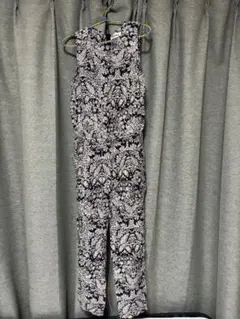 花柄ノースリーブサロペット