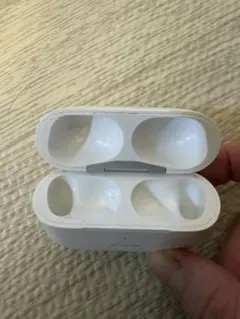 AirPod pro 第一世代　バッテリーケースのみ動作確認済み