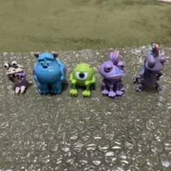 Joa30Czモンスターズ・インクカップケーキマスコット - メルカリ