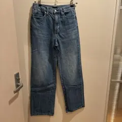 【最終価格】UNIQLO ワイドストレートジーンズ　24 ブルー