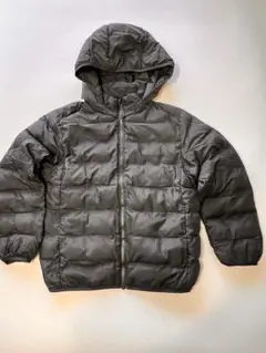 ユニクロ 中綿ダウンジャケット サイズ140