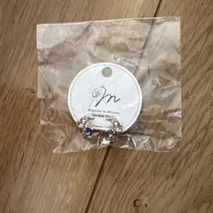 Mignon de Bijoux ノンホールピアス 三日月モチーフ