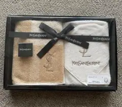Yves Saint Laurent タオルチーフセット