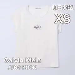 CKJK ジョングク　 ロゴバッジTシャツ　XS ホワイト CKJK ジョングク Calvin Klein ロゴ Tシャツ ホワイト XS - メルカリ