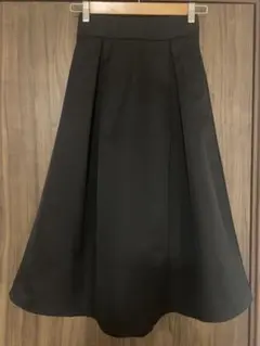 ブラック フレアスカート