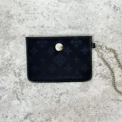 russetのチェーンつきパスケース(ネイビー)