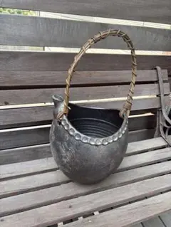 花瓶　フラワーベース　花器　陶器　蔦