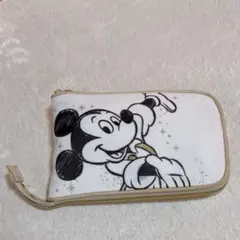 ディズニーストア25周年記念ポーチ