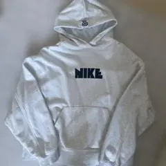 NIKE☆160cm☆グレーフード付きパーカー