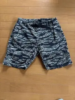 迷彩柄　ショートパンツ　タイガーカモ　ハーフパンツ　rokx ロックスのサムネイル