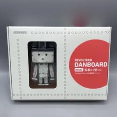 新品未開封】リボルテック ダンボーmini 零戦21型Ver. ジュラルミン版
