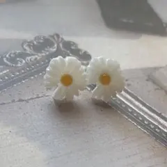 Item thumbnail for item 034fcb87-fc77-4162-abc6-beb9e6d6c901