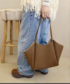 m*i様 ブラウン合成皮革トートバッグ