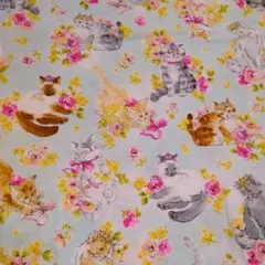 猫と花の綿プリント生地