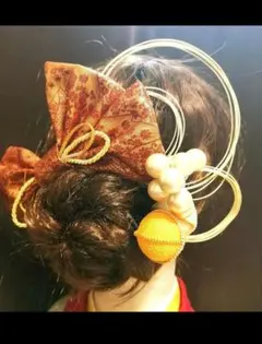 2024お値下中 在庫整理　華やかな　成人式向け髪飾り