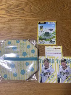 TORACO トラコ　ポーチ　阪神タイガース マリークワント　大山選手　西選手