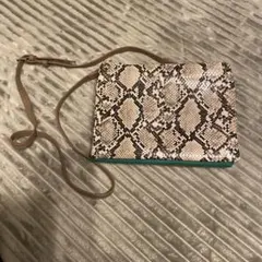 ヘビ柄ショルダーバッグ グリーン
