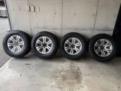 トヨタランクルプラド　スタッドレス&ホイール　ナツト付きのサムネイル