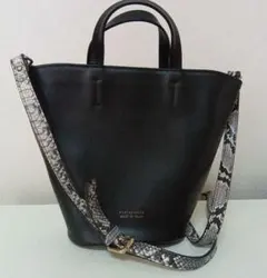 Item thumbnail for item 794e30ed-19e8-4c37-8922-f02b8e635050