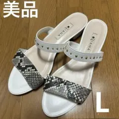 DIANA フラットサンダルのサムネイル