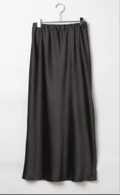 LEPSIM ストレッチサテンスカート