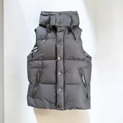 「西川ダウン ナノユニバース ベスト S 紺 フード 軽量 防寒 メンズ