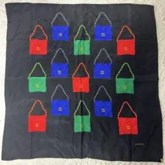 極美品 CHANEL マトラッセチェーンバックモチーフ 大判シルクスカーフ