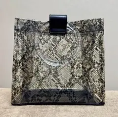 Item thumbnail for item 252a141b-7a9f-468f-a296-5e2f64763925