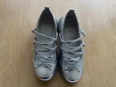 GU rokh メタリックシルバー 厚底ストラップシューズのサムネイル