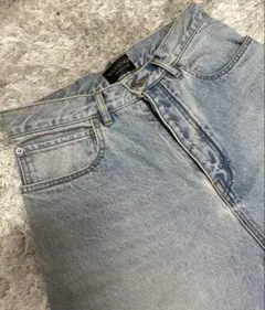 【新品未使用】BALENCIAGA デニムサイズXXSのサムネイル