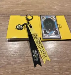 ミセス バベルの塔　ランダム　キーホルダーE ステッカーA